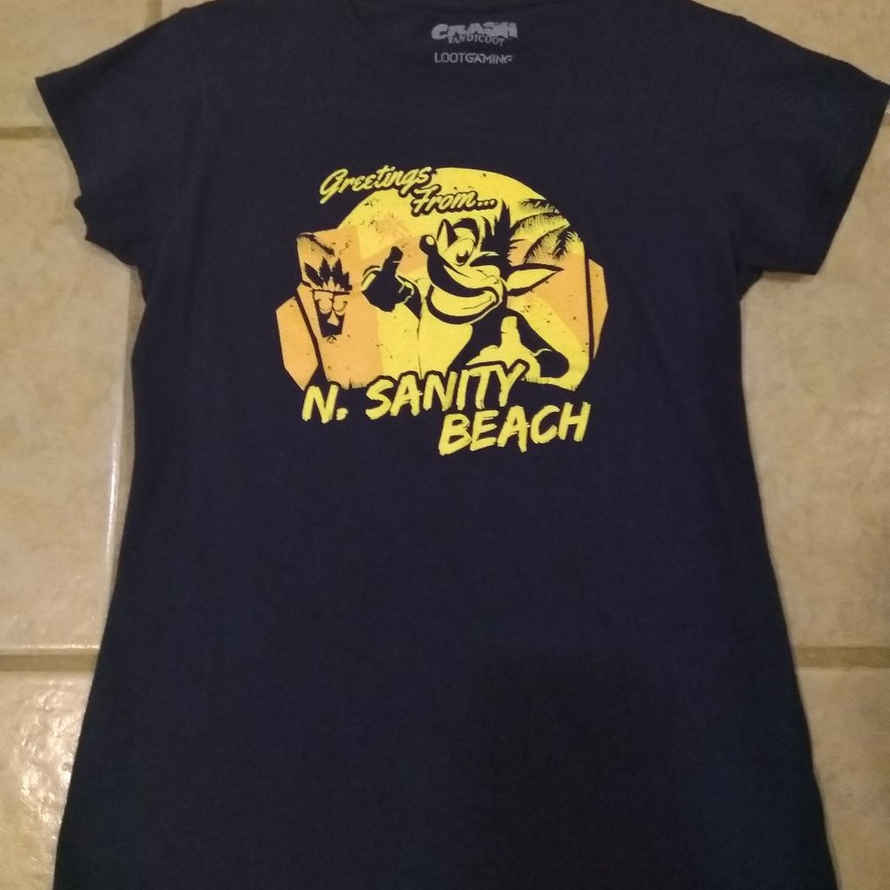 Crash bandicoot tshirt size MD
